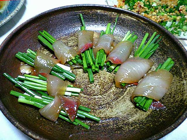 イナダの漬けアサツキ巻き 魚料理レシピデータベース